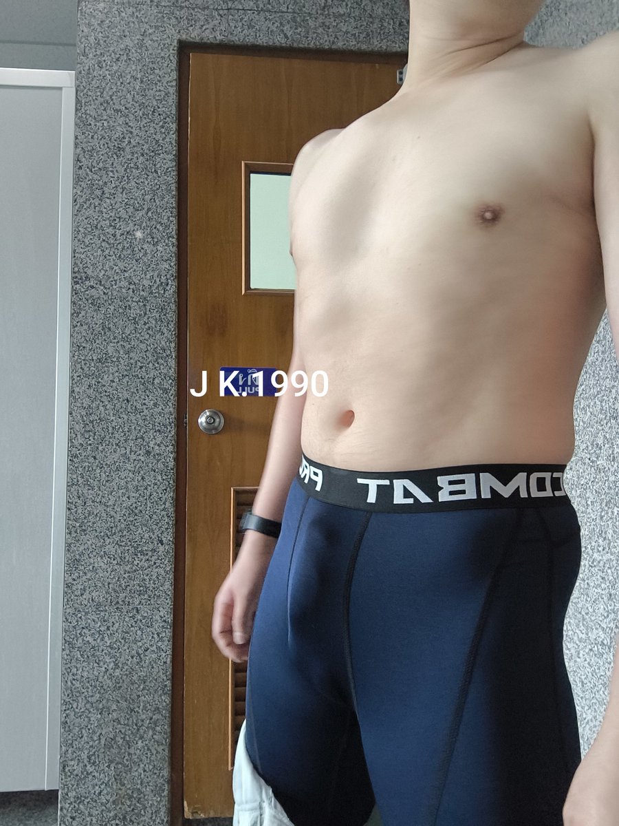 วันศุกร์แล้วครับ 
🐻🤤