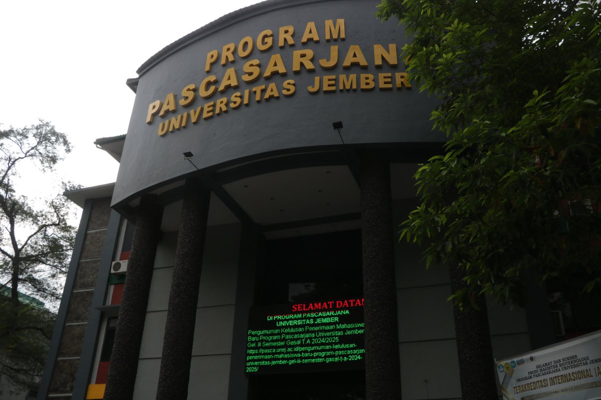 Delapan Program Studi Doktor UNEJ Siap Terima Mahasiswa PDDI 2025
unej.ac.id/blog/2025/06/1…
#UNEJ
#UniversitasJember
#UNEJNews
#BeritaUNEJ
#InfoUNEJ