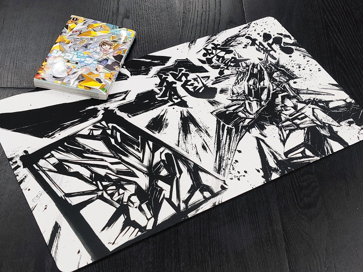 SWORGRADER's tweet image. /
#勇者シリーズ 35周年記念ストア 開催迫る!
\
本日より物販商品をご紹介!
墨絵デスクマット
価格:各3,850円(税込)
サイズ:約35×60cm
墨絵師『御歌頭』(@sumieokazu)氏が描いた #ガオガイガー & #ソーグレーダー のデスクマットが登場!
商品リストはこちら!
hobbyjapan.co.jp/braveuniverse/…