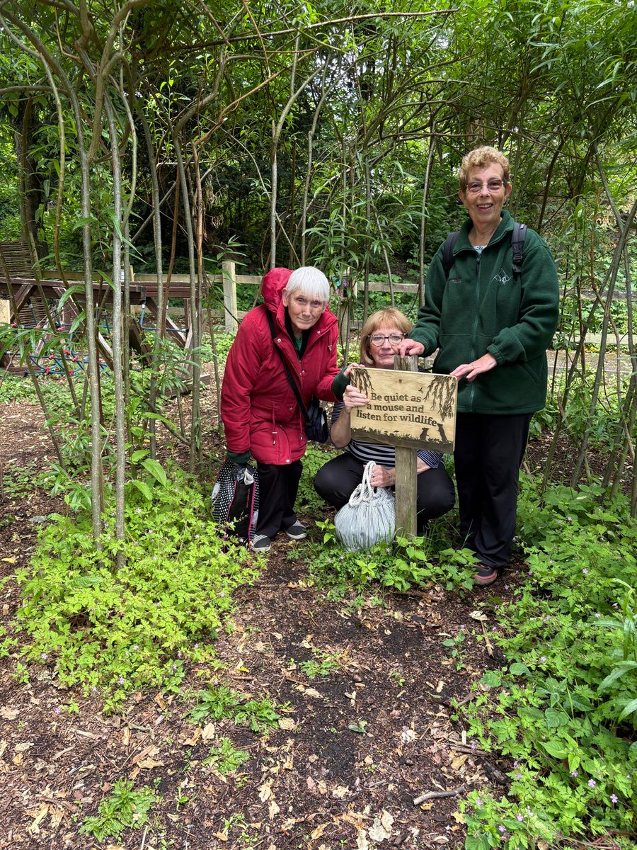 Birmingham Irish (@brumirish) on Twitter photo Last week our Ramblers group location was Brueton Park 🌳 ☀ 🚶
Check out the great pictures!!!
Everyone had a great day out 💚
<a href="/dfatirl/">Irish Foreign Ministry</a> <a href="/IrelandEmbGB/">Embassy of Ireland</a> Last week our Ramblers group location was Brueton Park 🌳 ☀ 🚶
Check out the great pictures!!!
Everyone had a great day out 💚
<a href="/dfatirl/">Irish Foreign Ministry</a> <a href="/IrelandEmbGB/">Embassy of Ireland</a>