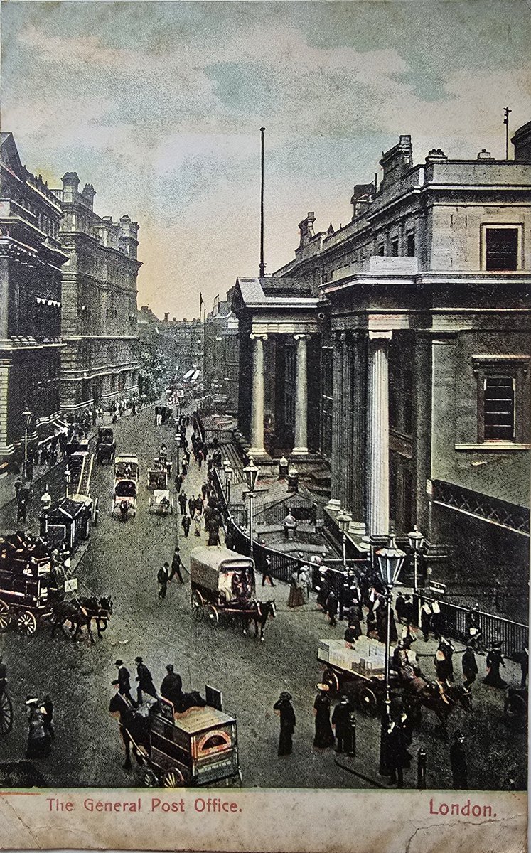 Postcards of London tweet media