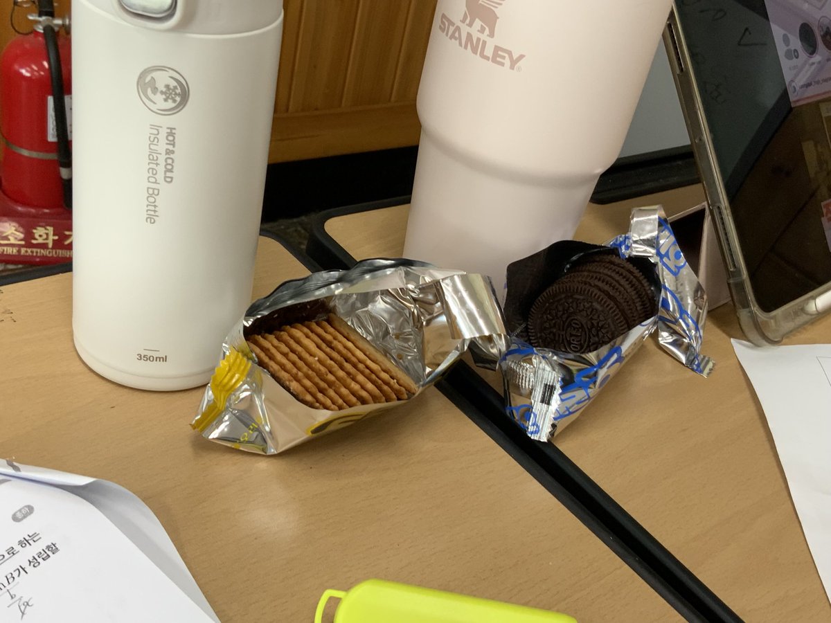 할로윈 (@h_z8m4) on Twitter photo 