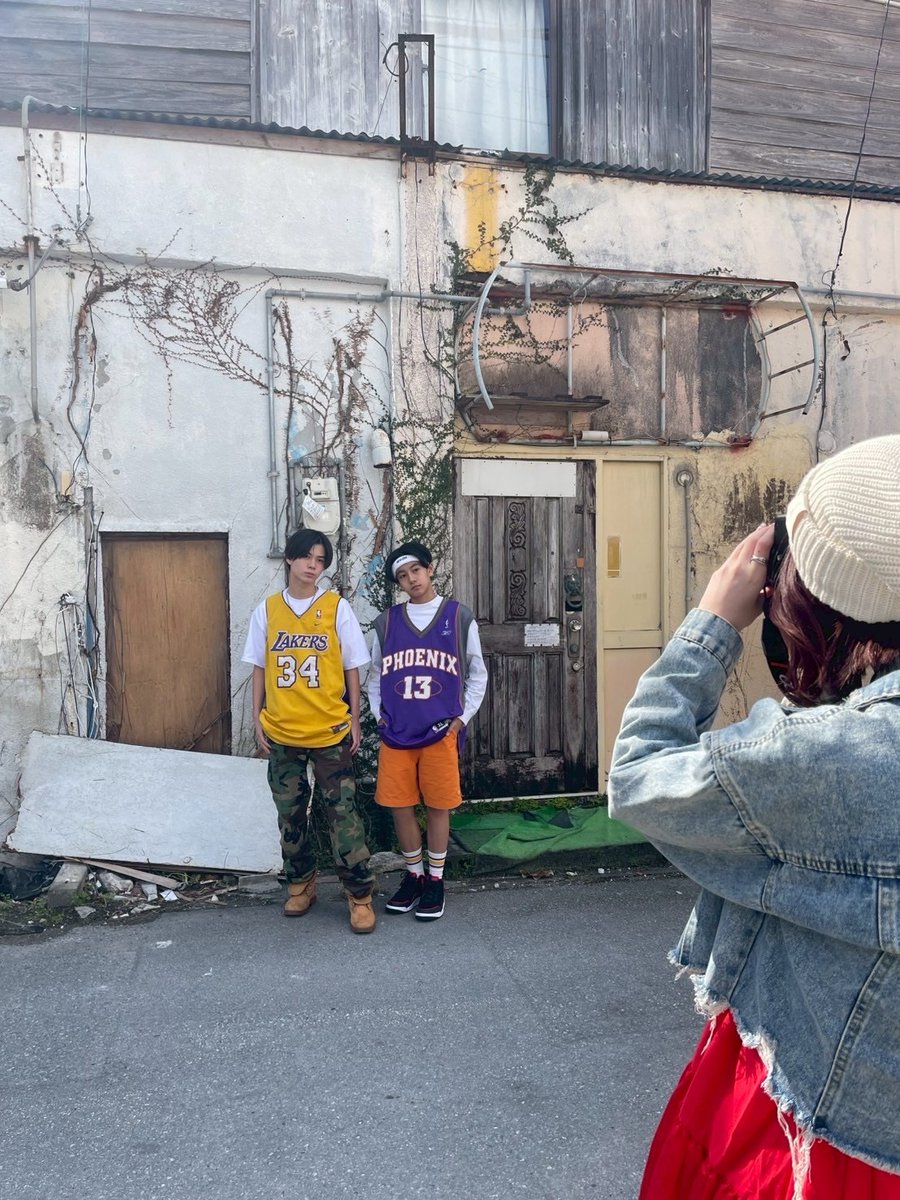 【フォロー＆RP企画】 
『BOYS FILE Vol.20EYEWEAR BOYS』発売中✨

本日は #EBiDANOKiNAWA の #凪海音 さんと #宮良大 さんです！

(<a href="/boysfile_jp/">BOYS FILE 編集部</a>)と(<a href="/ebidan_okinawa/">EBiDAN OKiNAWA</a>)を 
フォロー&amp;このポストをRPしたら応募完了！ 
※発送は7月末以降

■応募期間は2025年6月30日23:59迄■
#BOYSFILE