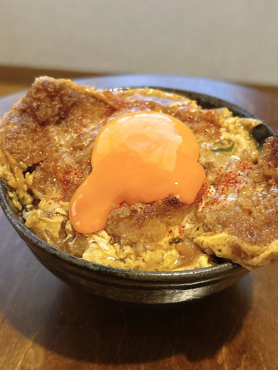 ___unma's tweet image. ダイエット生活1日目、カツ丼