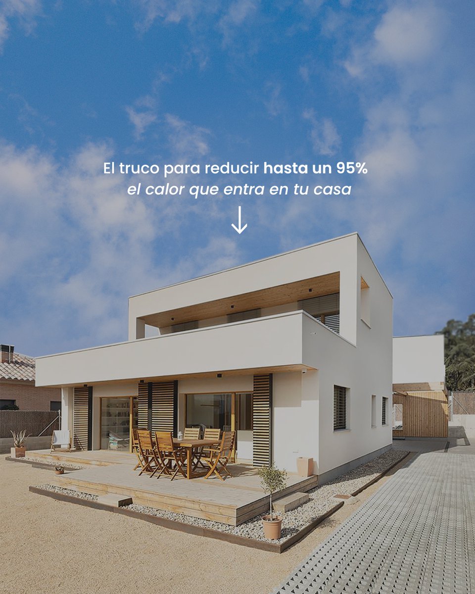 GriesserIB's tweet image. ¿Sabías que algo tan sencillo como una buena persiana te hace reducir hasta un 95% del calor que entra en una vivienda? Además, te ayuda a ahorrar energía y mejora el confort de tu hogar. 
#Griesser #persianas #ahorro #arquitectura