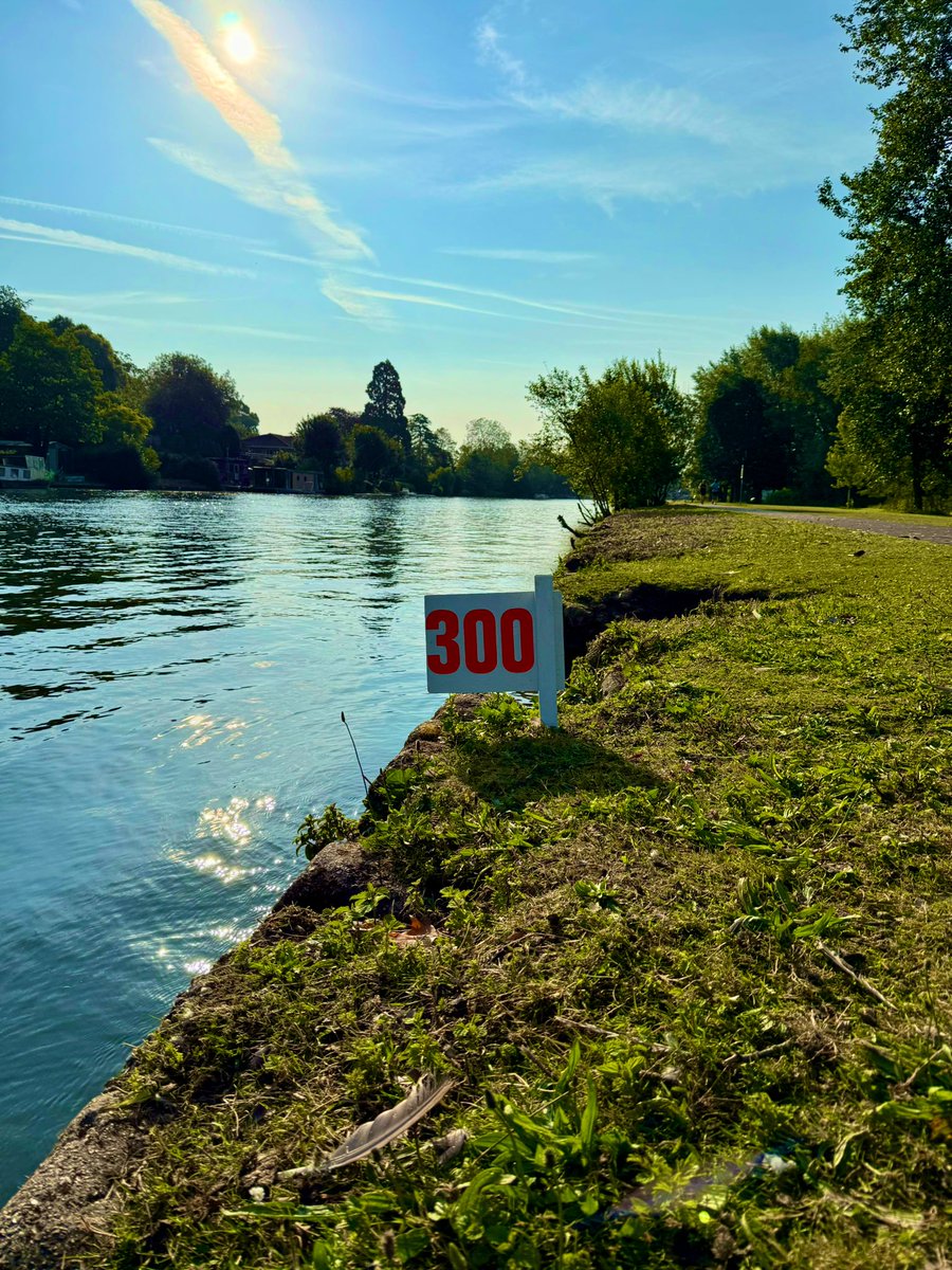 Coxing or steering at Reading Am this weekend? You get a course map. There are also distance markers at 1km, 500m, 400m, 300m, 200m and 100m to go. The 400m is quite hidden, but there is also a sign saying Boathouse 12 on the opposite bank at 400m to go. 🤫 don’t tell everyone.
