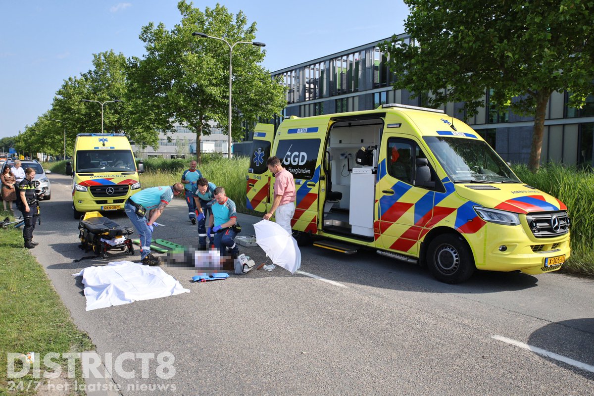 Fietsster zwaargewond bij ongeval Huismansingel Delft