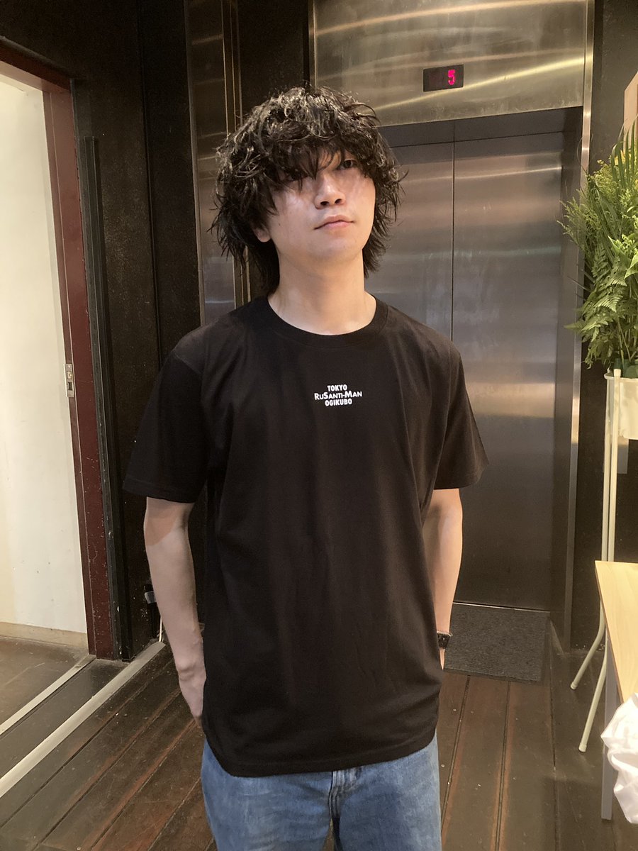 【今日からNEW GOODS】

・夏クージー ¥800

・スタッフT風T-shirts ¥2,000
(may be 数量限定)

本日O-Crest公演
当日券ございます！