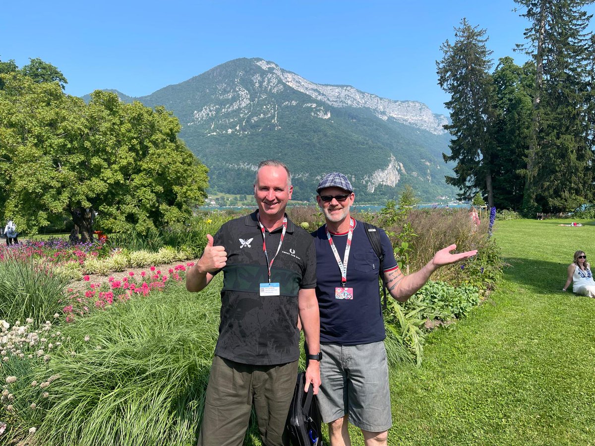 Happy Friday y'all! Stunning day here in Annecy - and lots of exciting things on the horizon... 👀

Can't wait to tell you all about it - stay tuned...

#annecy2025 #annecyanimationfestival #martiansvs #Annecy