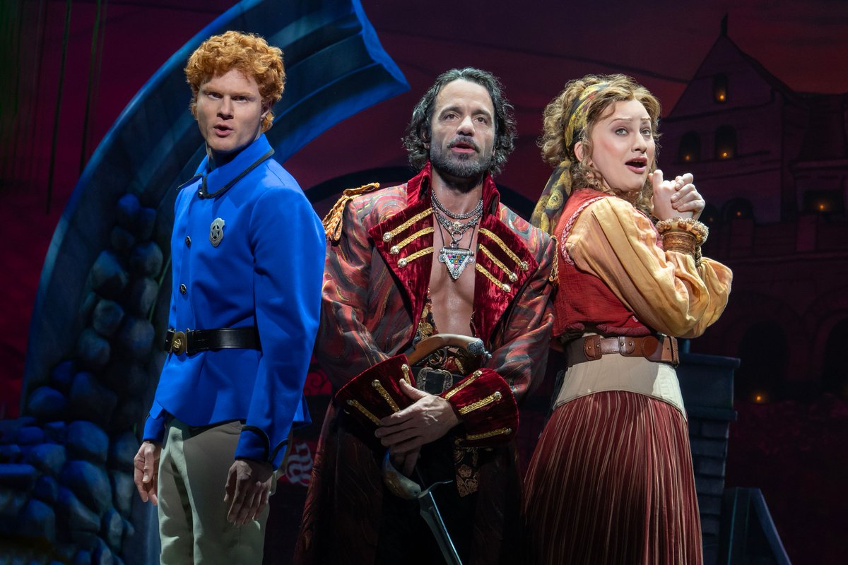 West End Best Friend (@westendbf) on Twitter photo 🎭 MUSIC RELEASE 🎭
<a href="/centerstagercds/">Center Stage Records</a> has announced that it will record an Original Broadway Cast Recording of Pirates! The Penzance Musical, currently playing on Broadway at <a href="/roundaboutnyc/">Roundabout</a>.
📷 Joan Marcus
westendbestfriend.co.uk/news/roundabou… 🎭 MUSIC RELEASE 🎭
<a href="/centerstagercds/">Center Stage Records</a> has announced that it will record an Original Broadway Cast Recording of Pirates! The Penzance Musical, currently playing on Broadway at <a href="/roundaboutnyc/">Roundabout</a>.
📷 Joan Marcus
westendbestfriend.co.uk/news/roundabou…