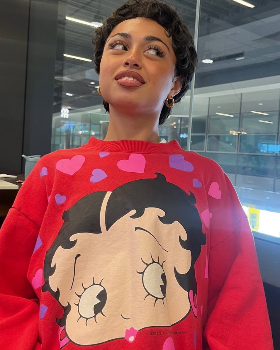 แล้วเหมือนจิง น่ารักอะ5555555555555555555