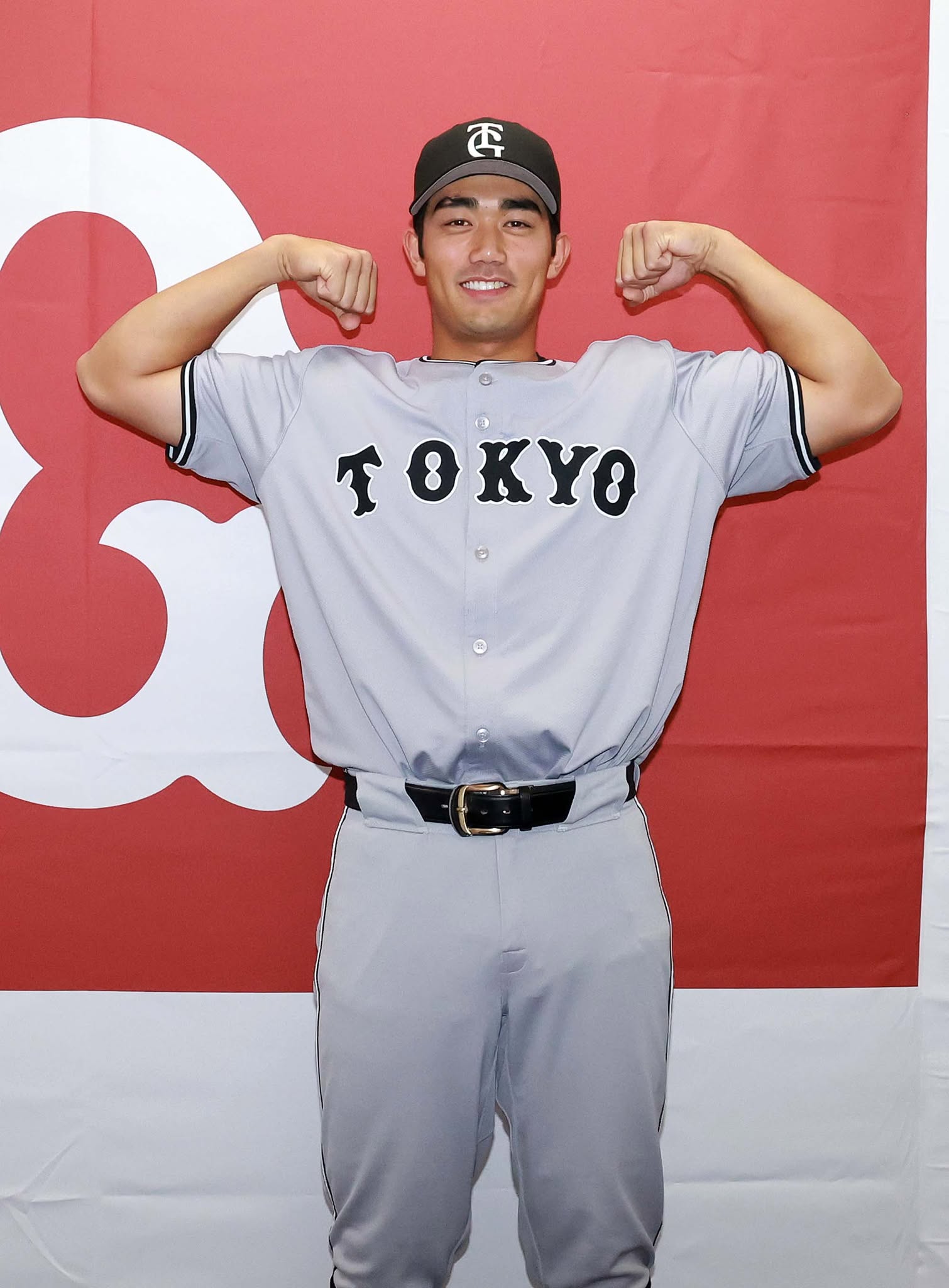 GIANTS ユニフォーム 三塚選手 ユニフォーム 二軍】vs スポーツ GIANTS ユニフォーム 三塚選手 ユニフォーム