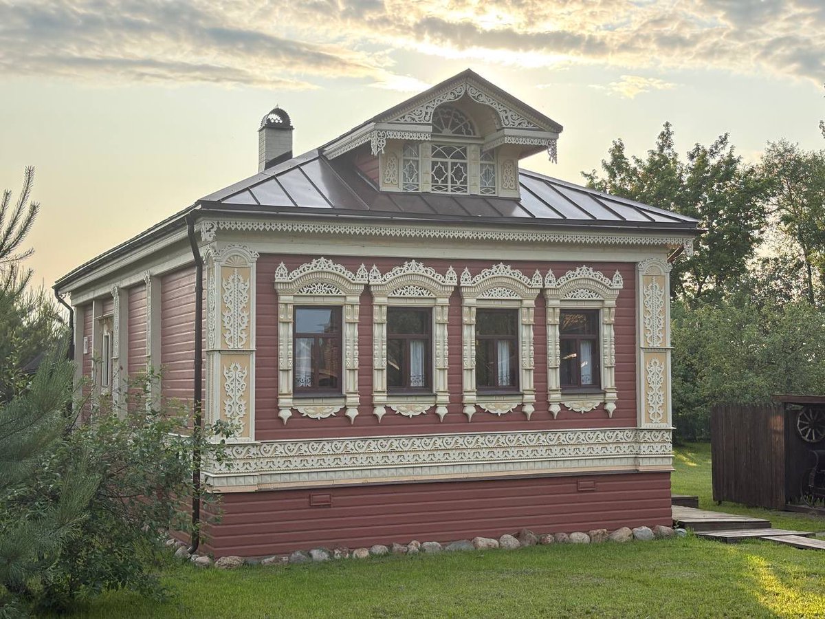 Красивейший русский городок Ростов Великий.
Ну до чего ж благолепно)