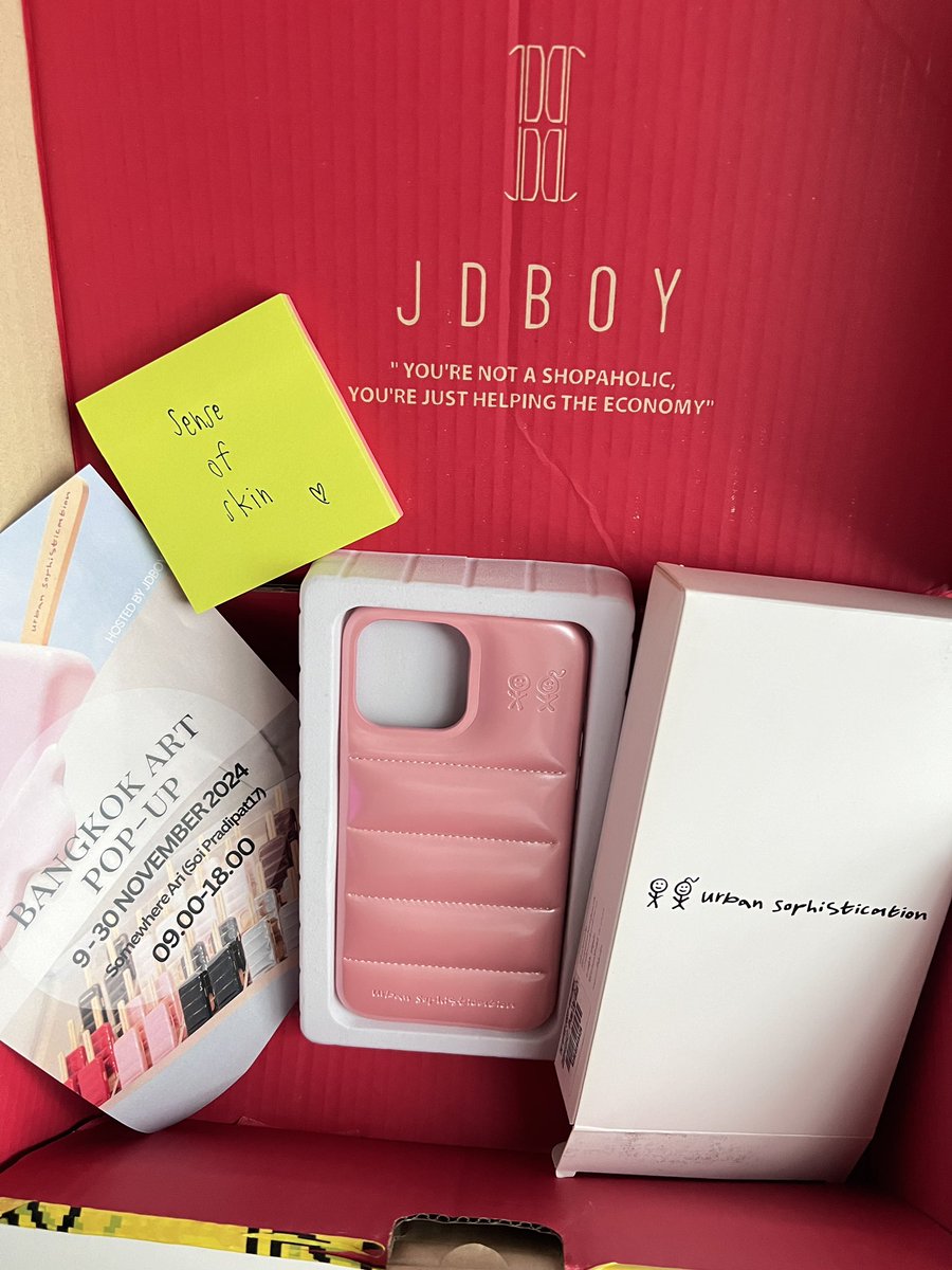 Senseofsold's tweet photo. ของแอดมินเอง NEW ค่ะ แค่ลองใส่ 
Urban Sophistication Iphone13 ProMax ปล่อย 1,000 ซื้อมา 2,890 

สี Ballerina ใหม่กริบ แค่ลองใส่นะคะ
แต่ตรงมุมจะย่นๆ เพราะเคสถอดยากค่ะ
ซื้อจากร้าน JDBOY ตัวแทนจำหน่ายในไทย

#urbansophistication #iphone13promax https://t.co/SDDgq5uX8V