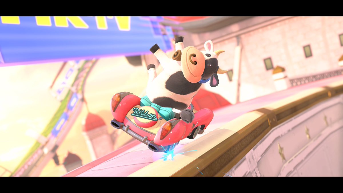carsonalewis's tweet image. Game’s cute