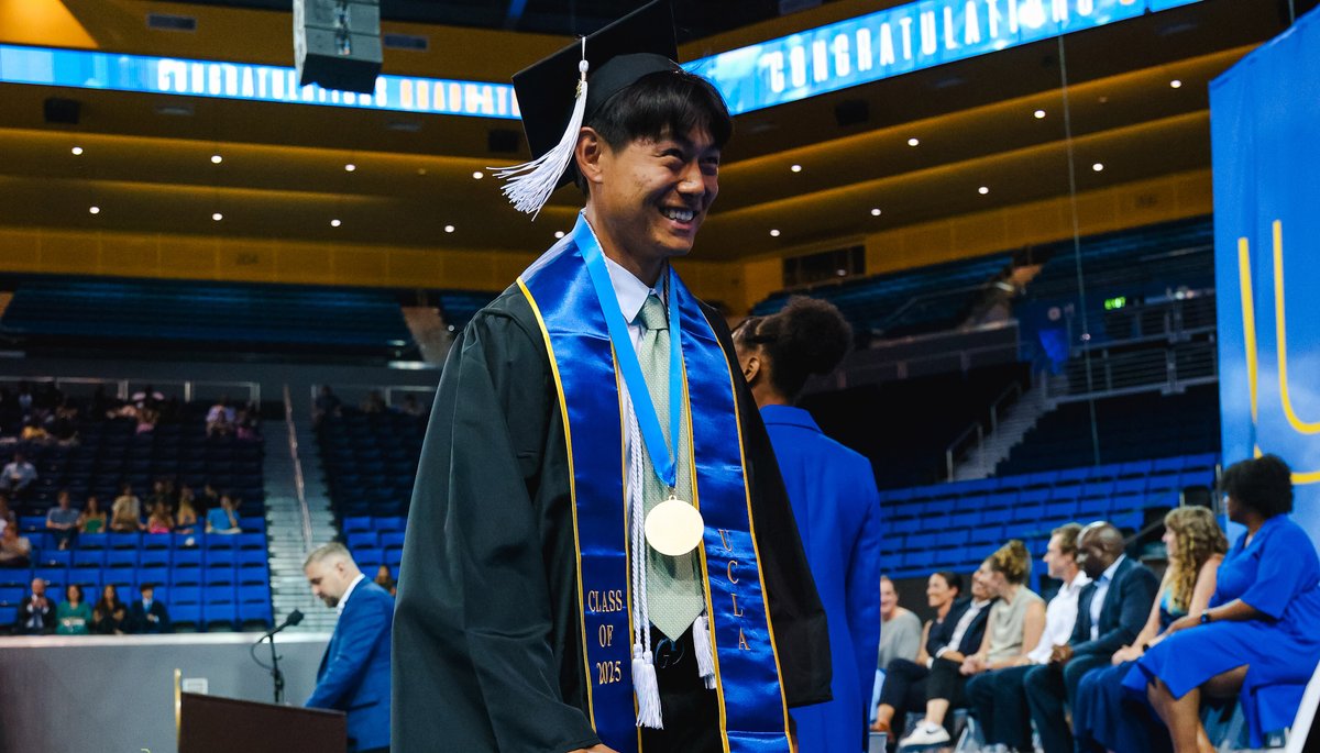 Congrats to our UCLA grads‼️

Seniors Pablo Ereño and Andy Yoon were among dozens of UCLA student-athlete grads at Thursday night’s ceremony inside Pauley Pavilion presented by Wescom Financial.

#GoBruins 🎓🙌