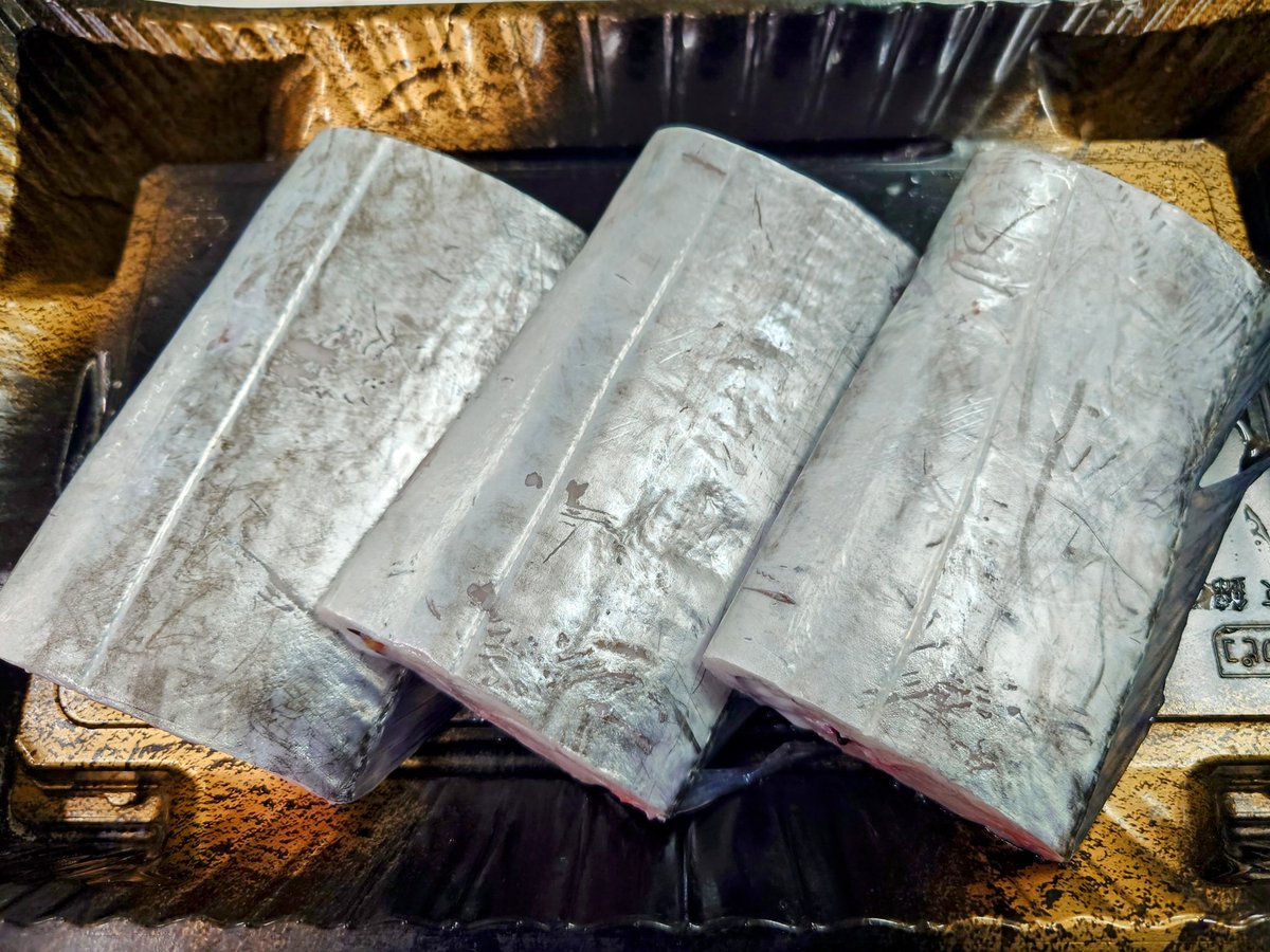 魚忠長久手店の苅谷です
本日はコレ！
千葉県産 タチウオ
塩焼き、天婦羅が
めちゃくちゃ美味しい！
是非お求めください
ご来店お待ちしてます
#ヤマダネコ アクキー🎁
#uochu
#ピアゴパワー長久手南店
#魚忠長久手店