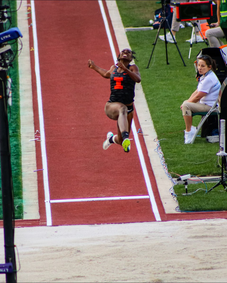 Illinois Track & Field and Cross Country (@illinitrackxc) on Twitter photo Your newest All-American long jumper: Tacoria Humphrey!
She becomes the program's second-ever LJ All-American and the first since the school's first season competing in the NCAA Outdoor Championships (Becky Kaiser, 1982). <a href="/tacoriaaaa1/">tacoriaaaa👸🏿</a> placed fourth, 6.62m (21-8 3/4).
#WhyNotILL Your newest All-American long jumper: Tacoria Humphrey!
She becomes the program's second-ever LJ All-American and the first since the school's first season competing in the NCAA Outdoor Championships (Becky Kaiser, 1982). <a href="/tacoriaaaa1/">tacoriaaaa👸🏿</a> placed fourth, 6.62m (21-8 3/4).
#WhyNotILL