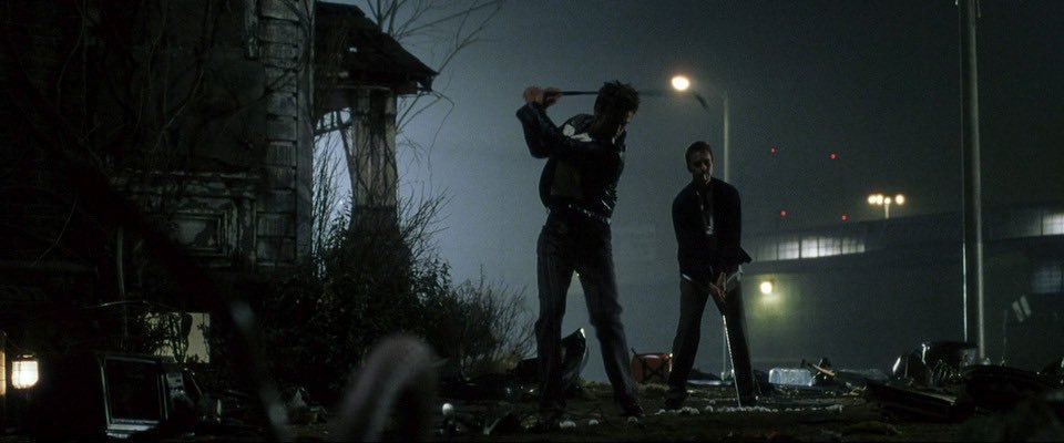 TheCinesthetic's tweet photo. Fight Club (1999) dir. David Fincher https://t.co/E6jy5iorxE