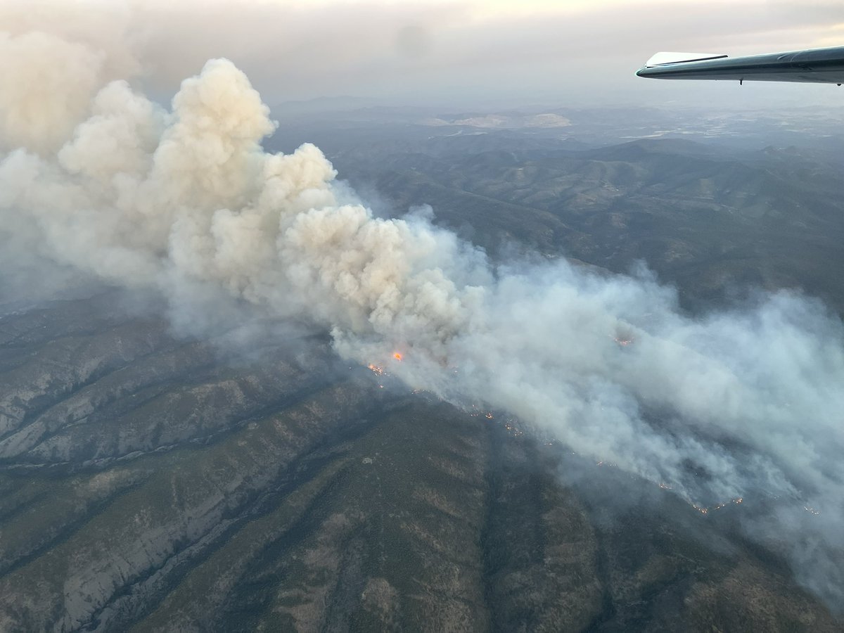 Busy last leg over the Trout Fire. Tankers ran until last light continuing to build retardant line to support ground resources. The fire has continued to make a solid easterly push and is well established in multiple drainages.