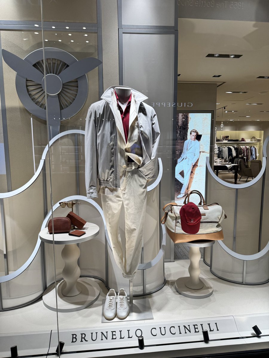 MaxZhgx's tweet image. Cannes starter pack