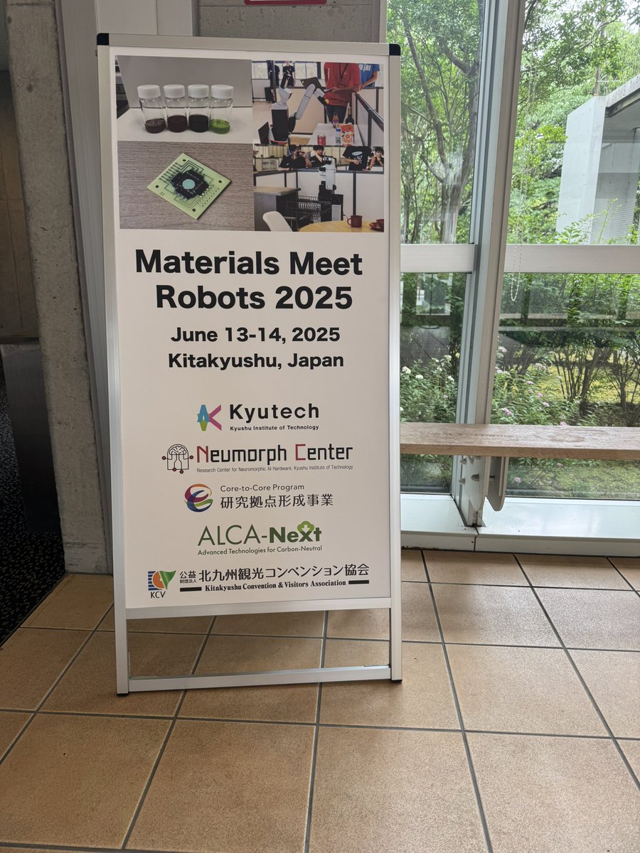 NeumorphCenter's tweet photo. Our mini-symposium Materials Meet Robots started now! https://t.co/r71MRh7tkX