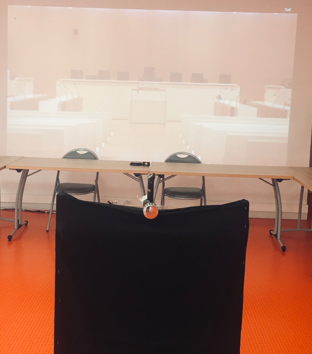 Slokoli (@lokolistephanie) on Twitter photo 🎭 Après le procès du harceleur de Simon au <a href="/TJChambery/">Tribunal Judiciaire de Chambéry</a> , mes é. de 5èmes monteront sur scène pour une revisite du Roman de Renart jusqu’à son procès ⚖️
L’ingénieur du son donne le ton avec sa table de mixage, les 👩🏽⚖️se livrent à de belles joutes oratoires🗣 🎭 Après le procès du harceleur de Simon au <a href="/TJChambery/">Tribunal Judiciaire de Chambéry</a> , mes é. de 5èmes monteront sur scène pour une revisite du Roman de Renart jusqu’à son procès ⚖️
L’ingénieur du son donne le ton avec sa table de mixage, les 👩🏽⚖️se livrent à de belles joutes oratoires🗣