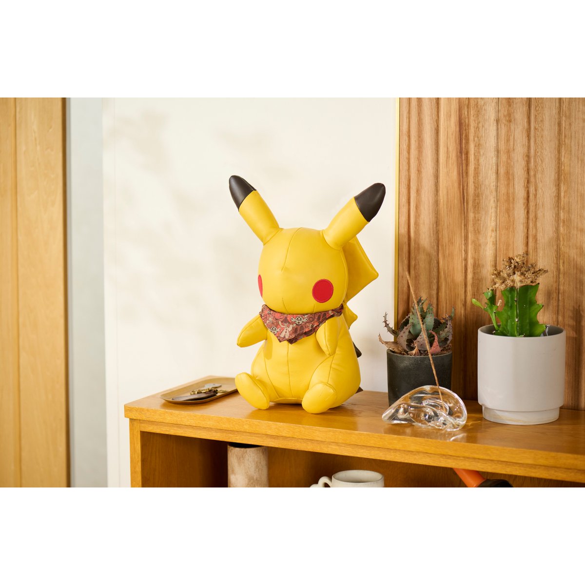 ポケモンセンター 限定 本革 ピカチュウ 全7種セット 新品未開封 ポケモンセンター 限定 本革 ピカチュウ 全7種セット 新品未開封