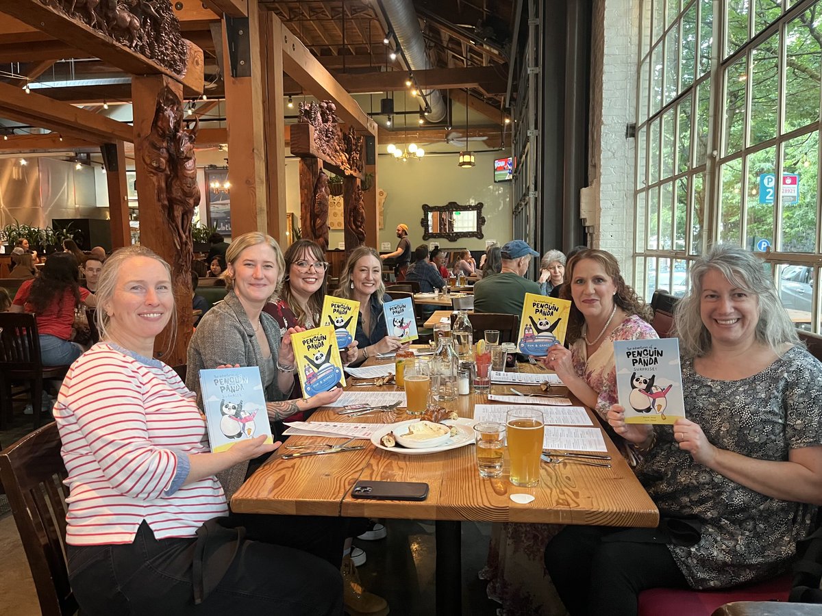 Marble Press (@marblepressbook) on Twitter photo Such a fun start to #Ci2025! Dinner with <a href="/MaierBrenda/">Brenda Maier</a> and our bookseller friends from <a href="/PoliticsProse/">Politics and Prose</a> <a href="/lilshopostories/">Little Shop</a> <a href="/Watermarkbooks/">Watermark Books & Café</a> and <a href="/BookedEvanston/">Booked</a> 🤩 🐧 🐼 Such a fun start to #Ci2025! Dinner with <a href="/MaierBrenda/">Brenda Maier</a> and our bookseller friends from <a href="/PoliticsProse/">Politics and Prose</a> <a href="/lilshopostories/">Little Shop</a> <a href="/Watermarkbooks/">Watermark Books & Café</a> and <a href="/BookedEvanston/">Booked</a> 🤩 🐧 🐼