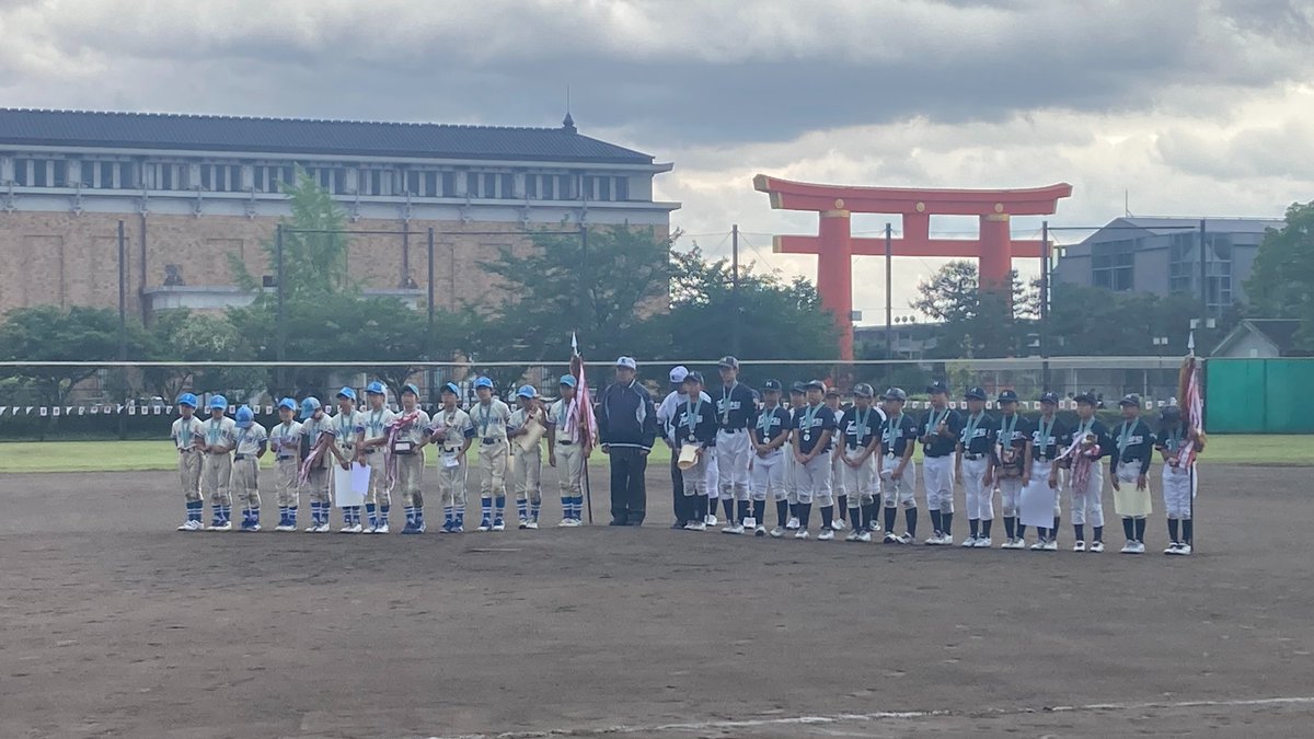 teppen_tv's tweet photo. 📺6月14日放送 ＃てっぺんとったるで
第51回 京都市長旗選手権 天下一品杯 少年野球大会　決勝戦
選手の元気なプレーに感動しました🥎

次週から2週にわたり 総集編をお届けします。

お楽しみに🎉

＃天下一品 ＃やのぱん ＃田口万莉
＃天下一品杯 https://t.co/WcUw1Vck9S