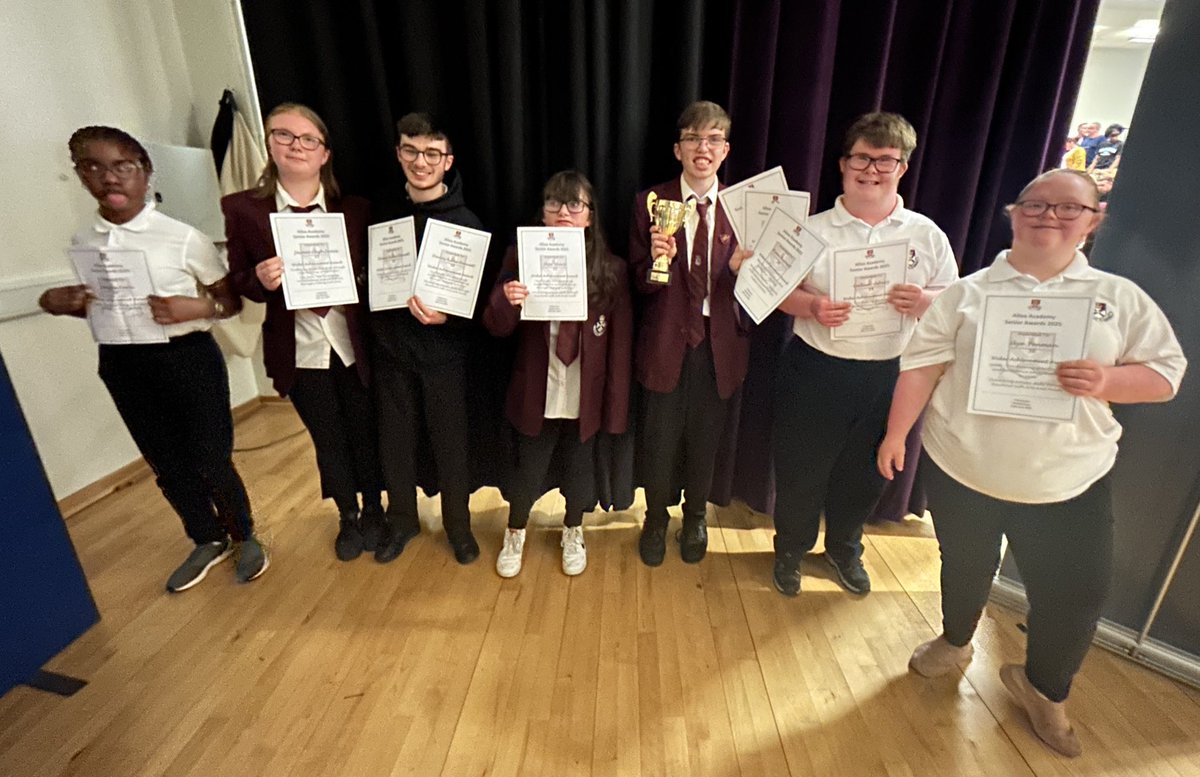 AlloaEASN's tweet image. A wonderful time at Alloa Academy’s Celebrating Success Evening! So proud of our senior pupils being recognised for their wider achievements and subject awards, every success matters. @AlloaAcademy #CelebratingSuccess #Proud #WiderAchievement