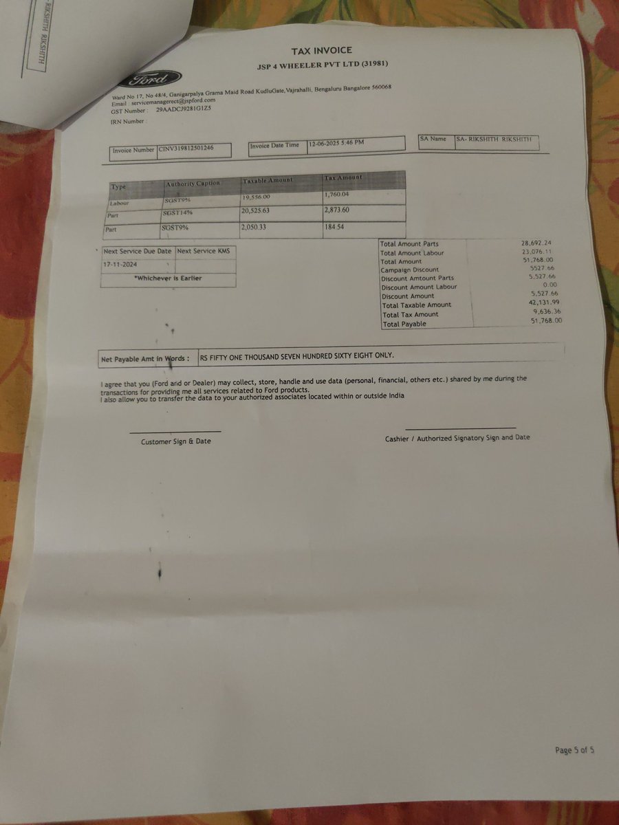 AkashAyyappa's tweet photo. Update 2 brought the car kept 3 days with me issues came i didn't even drive 35km they kept in garage for 7 days no work was done took to ford they saw 10+ problems @myspinny  told we will support you with the bill 51k bill was issued from ford spinny said lol we were joking. https://t.co/4duT2HF8AT