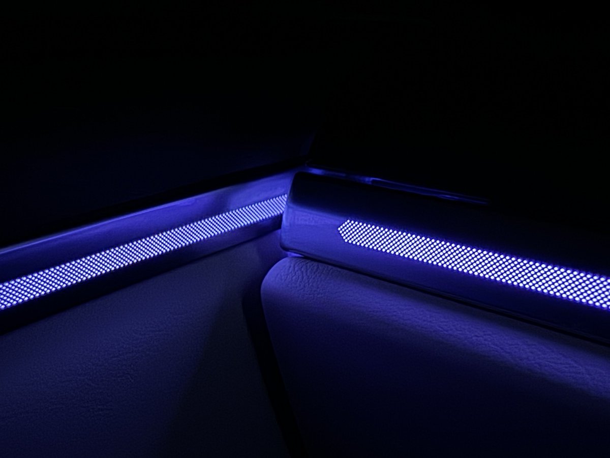 mieisgood's tweet image. 新型X、日本に1台あるっぽいよ？

#テスラ　#tesla #modelx