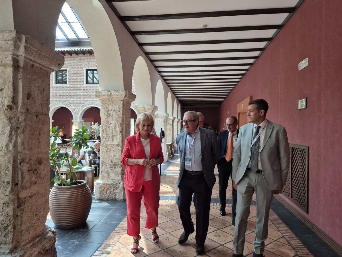 La consejera de Industria, Comercio y Empleo inaugura la convención  de la Asociación Nacional de Alquiladores de Plataformas Aéreas de  Trabajo
comunicacion.jcyl.es/web/jcyl/Comun…