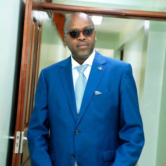 Abaraka mu kaunti ya Kakamega benyanga omulondi wa inspecta wa polisi Eliud Lagat okhurula mu ofisi okhunyalila oburonelesi mu lifwa lia omuraka Albert Ojwang. ^DA
#Amacheni #IngoFM