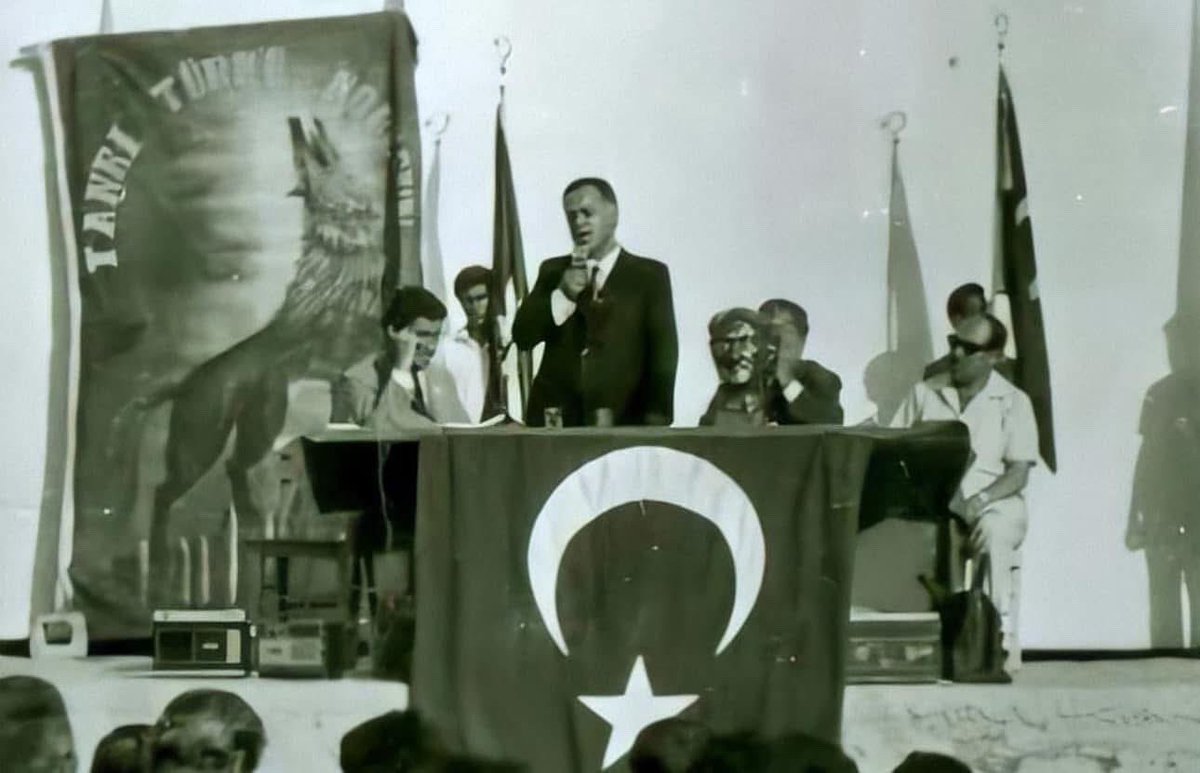 ulkucuhareketr's tweet photo. "Türkeş’in yanlışı, benim doğrumdan daha doğrudur."

Dündar Taşer https://t.co/8pt0atEA1R