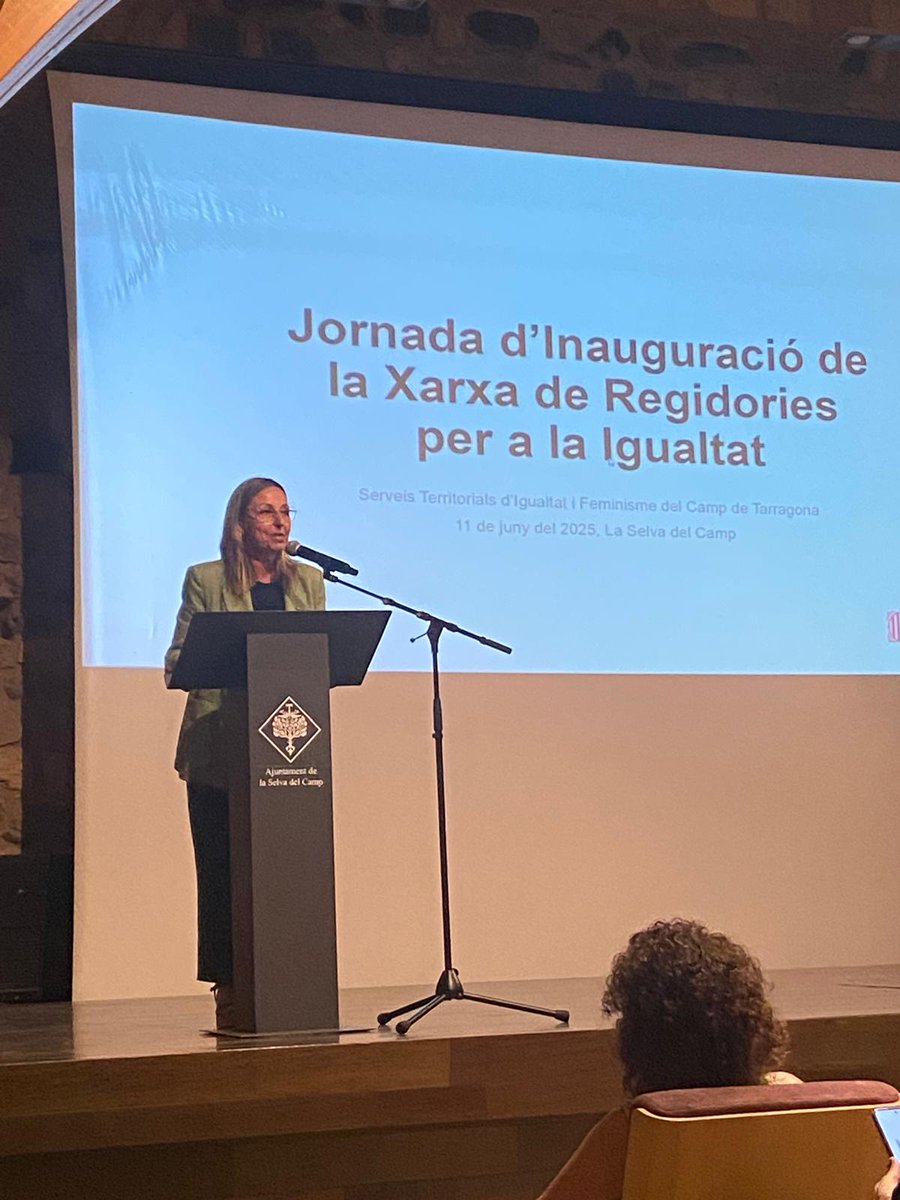 ConsellComarcalTarragonès (@ccdeltarragones) on Twitter photo Compartim aquesta foto amb les regidores d'Igualtat que van participar a la Jornada d’Inauguració de la Xarxa de Regidories per la Igualtat al Camp de Tarragona.
Gràcies per la vostra implicació en fer polítiques públiques en l'àmbit de la igualtat!
<a href="/igualtatcat/">Igualtat i Feminisme</a>
<a href="/govtarragona/">Delegació del Govern de Catalunya a Tarragona</a> Compartim aquesta foto amb les regidores d'Igualtat que van participar a la Jornada d’Inauguració de la Xarxa de Regidories per la Igualtat al Camp de Tarragona.
Gràcies per la vostra implicació en fer polítiques públiques en l'àmbit de la igualtat!
<a href="/igualtatcat/">Igualtat i Feminisme</a>
<a href="/govtarragona/">Delegació del Govern de Catalunya a Tarragona</a>