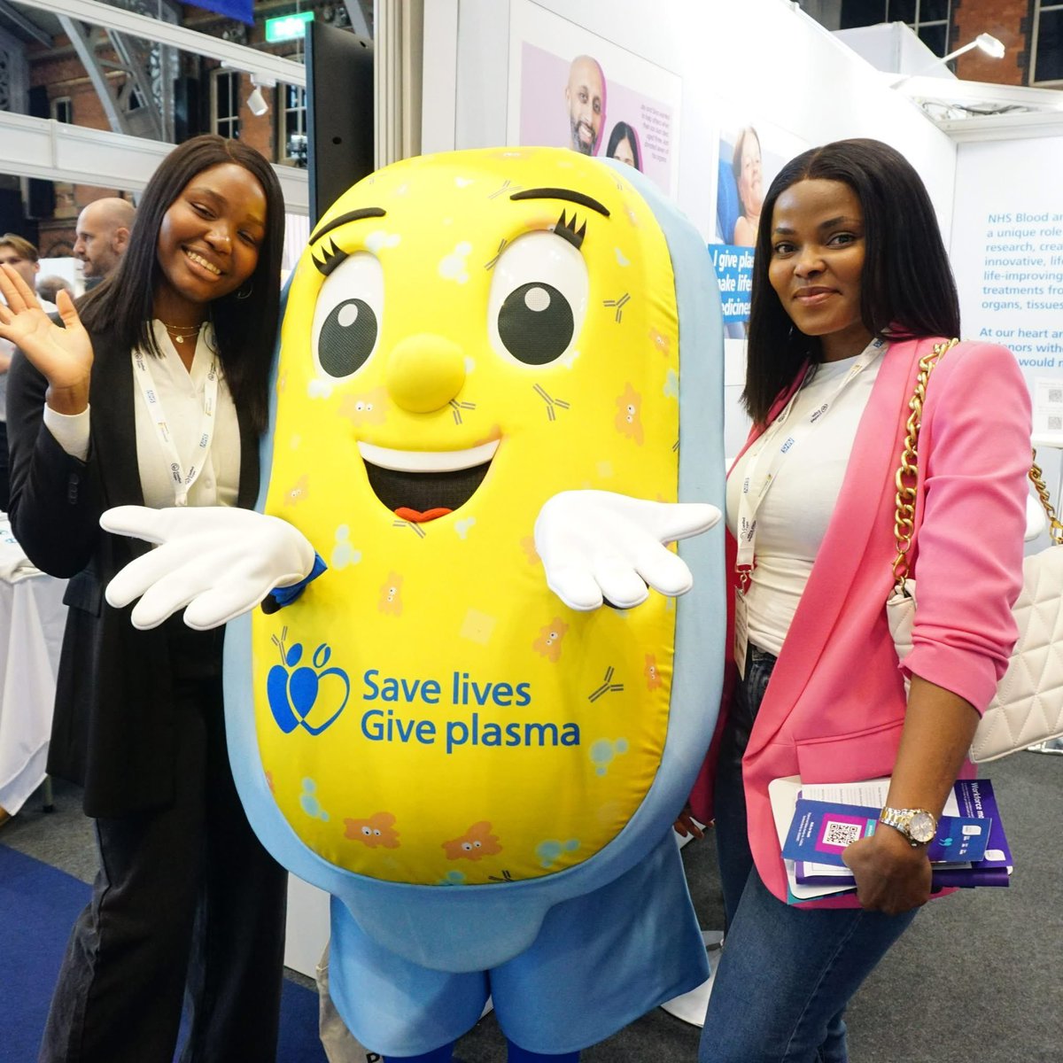 Antony Tiernan (@antonytiernan) on Twitter photo Thanks to everyone who visited us at #ConfedExpo2025!
We were proud to share how we’re saving & improving lives.
Great to welcome <a href="/wesstreeting/">Wes Streeting</a> & introduce him to our amazing organ donation ambassadors, Jim & Sandi.
Thanks also to <a href="/MarkFisherNHS/">Mark Fisher</a> for visiting our donor centre. Thanks to everyone who visited us at #ConfedExpo2025!
We were proud to share how we’re saving & improving lives.
Great to welcome <a href="/wesstreeting/">Wes Streeting</a> & introduce him to our amazing organ donation ambassadors, Jim & Sandi.
Thanks also to <a href="/MarkFisherNHS/">Mark Fisher</a> for visiting our donor centre.