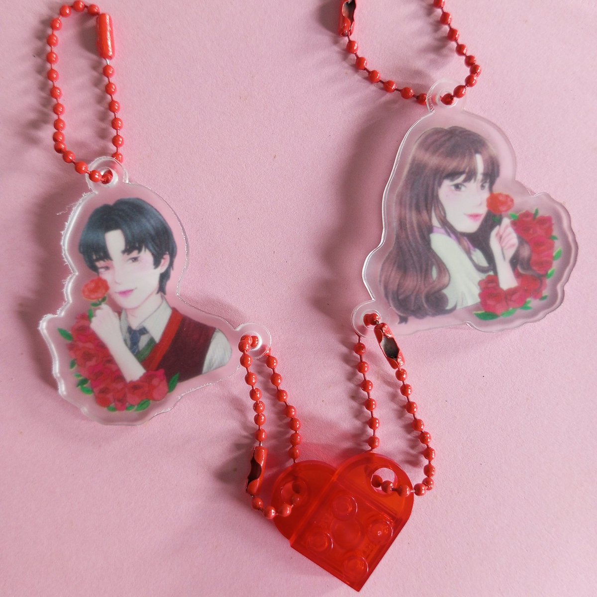 jaehyunswoo's tweet photo. they complete each other. ❤️

loveee the idea of this keyring. thank you so much @fromjae2woo 🌹❤️ https://t.co/DTkhTPBzK0