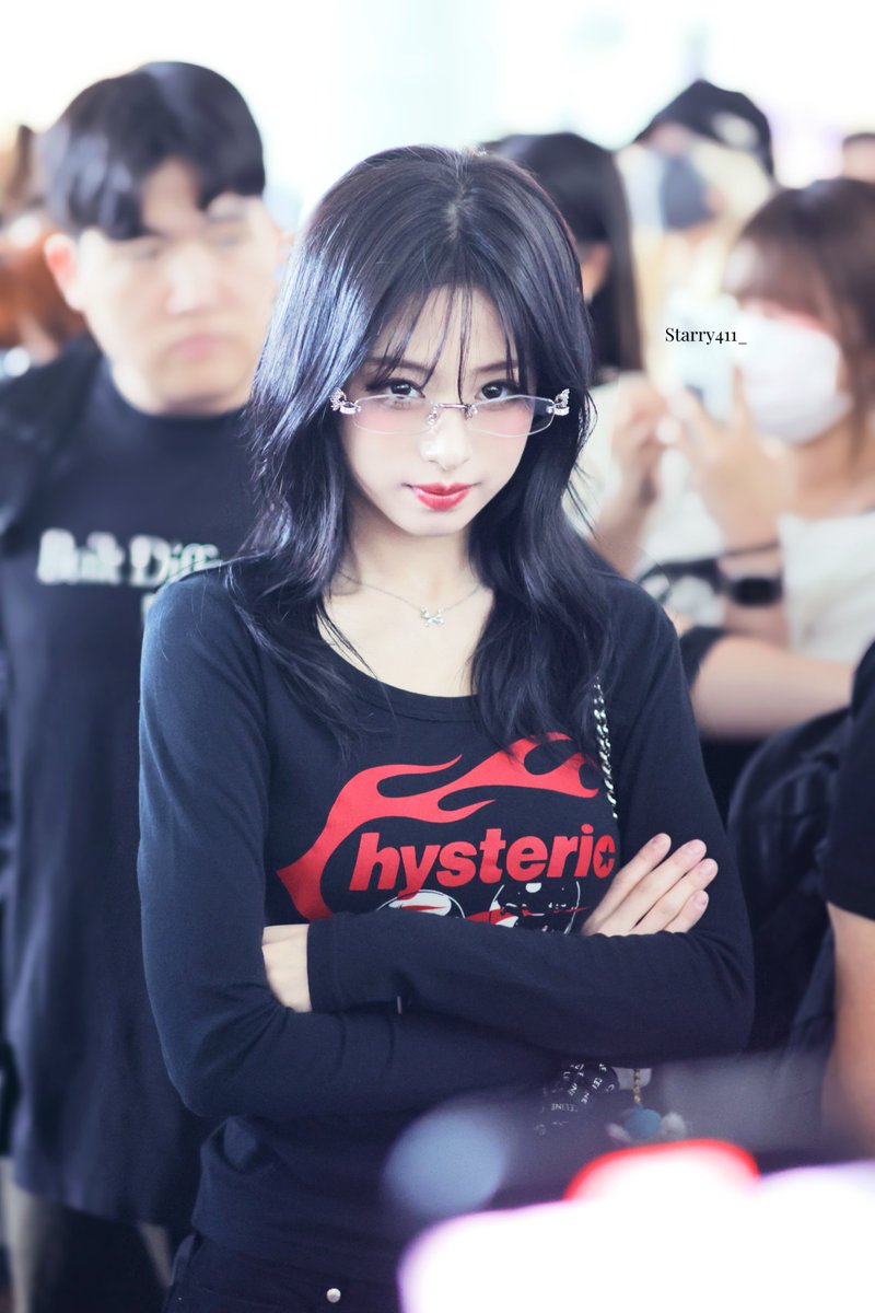 250613 ICN 

#AHYEON #아현 
#BABYMONSTER #베이비몬스터