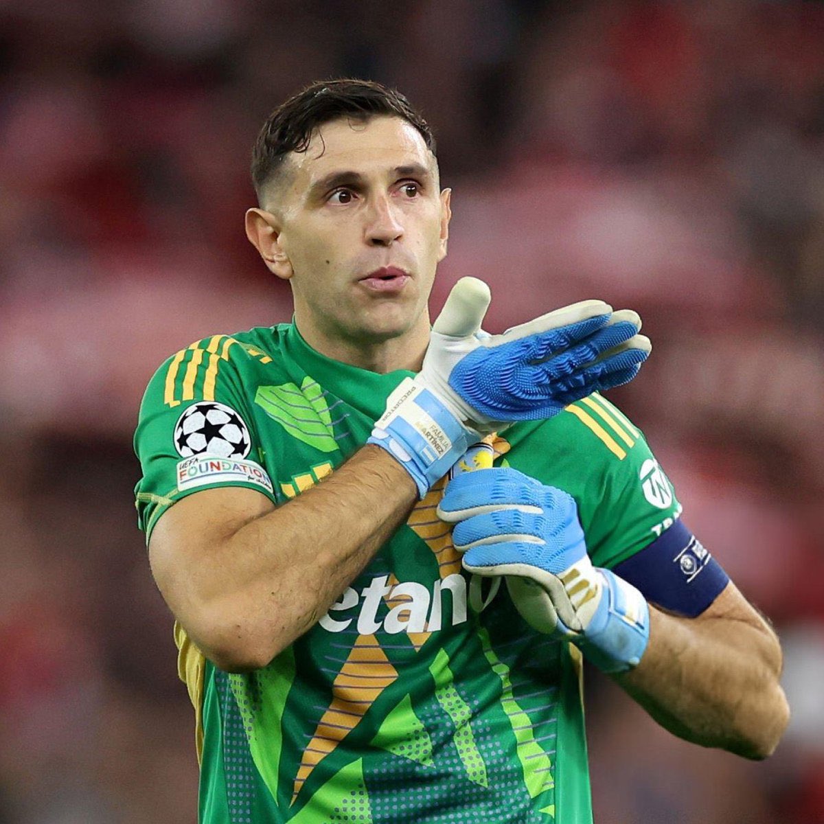 🚨🥇 Galatasaray, Emiliano Martinez'i kadrosuna katmak için görüşmelere başladı. <a href="/GerGarciaGrova/">Germán García Grova</a>