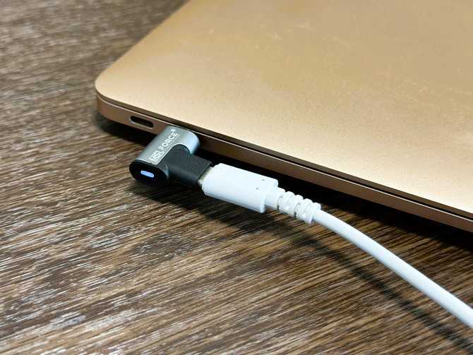 koorin's tweet image. マグネット式、着脱簡単「マグネット式 Type-C 変換アダプタ」を購入してみた～L字タイプ、安心の日本企業製品！ note.com/koorin/n/n0360… #変換アダプタ #TypeC #マグネット式 #L字タイプ