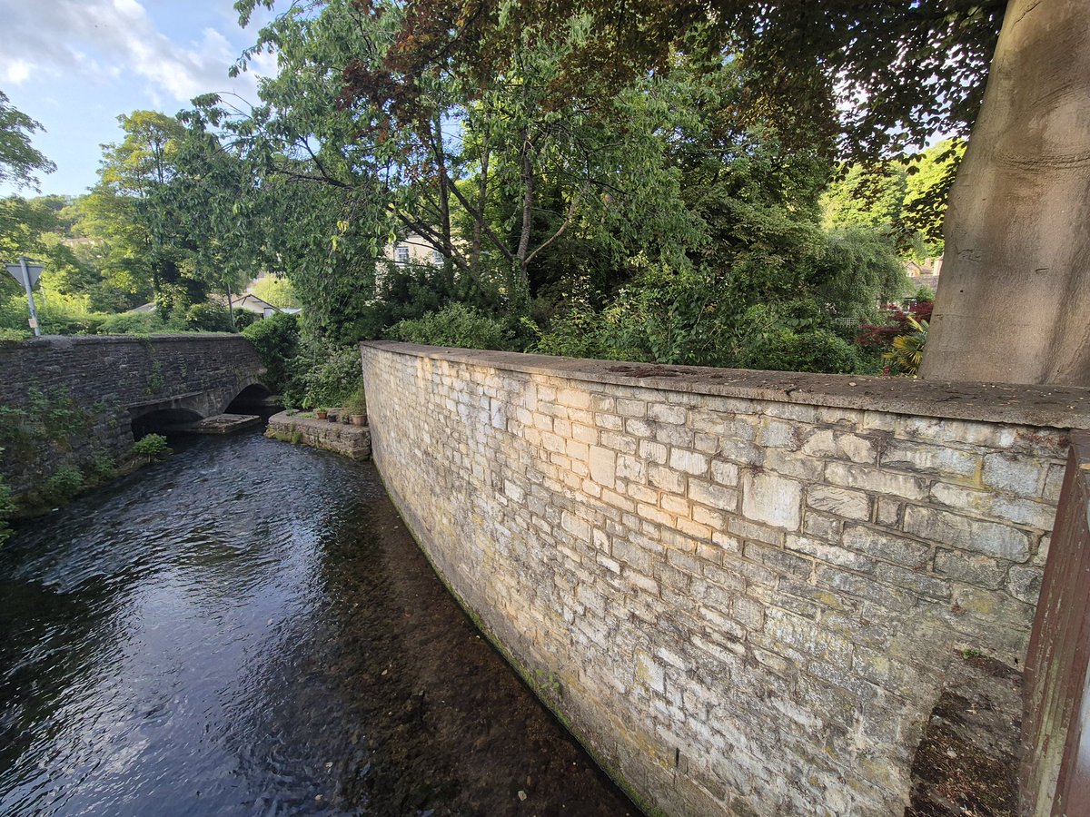 Lee50Gary's tweet image. Great couple of days @HMPEastwoodPark and @hmp_leyhill do what we do in partnership with @PrisonEdWeston creative writing/spoken word group facilitation. Next stop @HMPBristol #artforall #artbehindthedoor @Outsiders_Proj