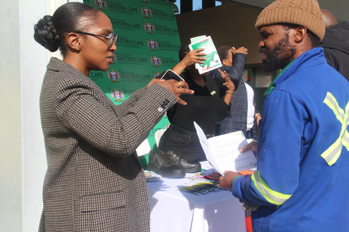 GCIS_ECape's tweet photo. GCIS Buffalo City Metro in partnership with Ndevana Location Community Policing Forum and Buffalo City Metropolitan Municipality  held a Youth Entrepreneurship and Cooperative Dialogue on Thursday, 12 June 2025 at Ndevana Location.
#GCIS_EC #GCISFORYOU @GCISMedia @OfficialBCMM
@IECSouthAfrica @ecdc_developec
@deptoflabour @DEDEA_EC
@GovernmentZA @DepartmentPWI
@HumanSettlement @WalterSisuluUni @bumbINGOMSO