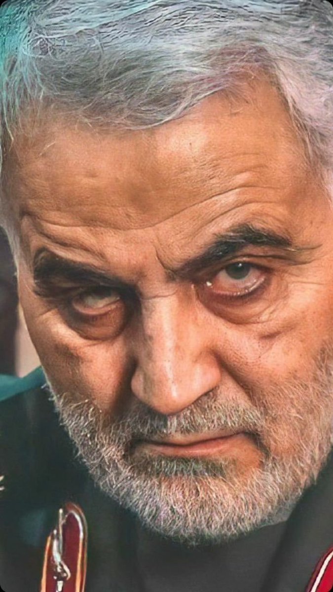 rahaa_80's tweet photo. حضرت آیت‌الله خامنه‌ای: در حملات دشمن، تنی چند از فرماندهان و دانشمندان به شهادت رسیدند. جانشینان و همکاران آنان بی‌درنگ وظائف خود را پی خواهند گرفت ان‌شاء‌الله.

#YouWillRegretIt
#پشیمان_میشوید https://t.co/P9amzLPOeG