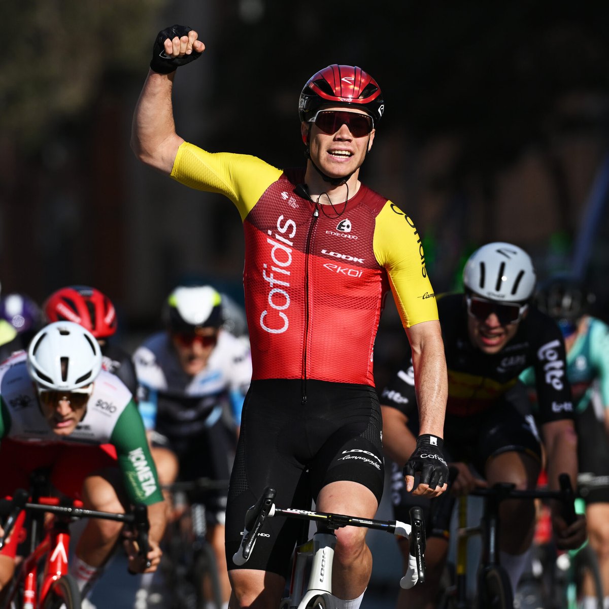 Hostfactory tweet media