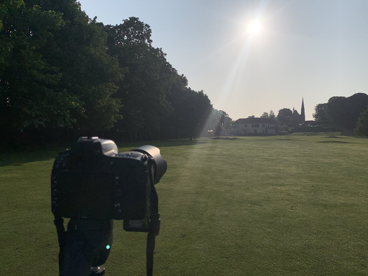 Stunning morning shooting into the sun <a href="/CorkGolfClub/">Cork Golf Club</a> ☀️ 📸