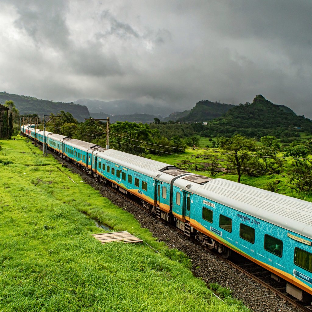 The beauty of the symphony of colours of the monsoon, the green landscape, the hills and the train in the Bor Ghat between Lonavala and Karjat, in the jurisdiction of <a href="/drmmumbaicr/">DRM Mumbai CR</a> in <a href="/Central_Railway/">Central Railway</a>! Pic courtesy, Pranit Gawand! #IndianRailways #photography <a href="/godbole_shilpa/">Shilpa Godbole</a>