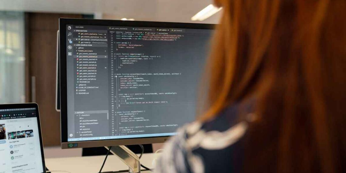 TheTechHeadline's tweet photo. Karthik Marupeddi Discusses The Future of Software Engineering: Trends and Predictions for 2025
https://t.co/nrhyWByHJI
#KarthikMarupeddi #SoftwareEngineer #Softwarelifecycles #Technology https://t.co/IE8db0y6mp