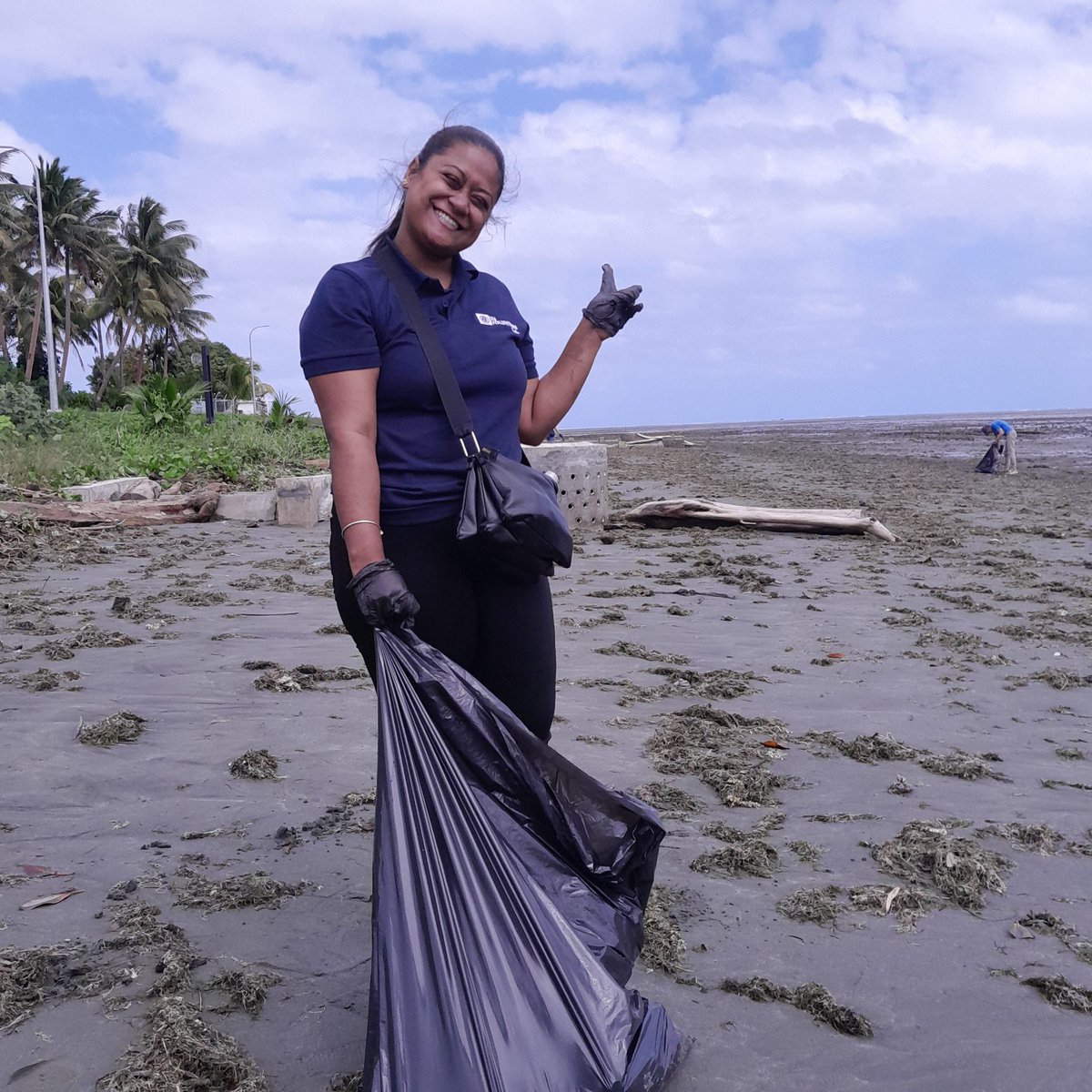 🌿 This #WorldEnvironmentDay2025, we celebrate UN Volunteers on the climate action frontline across the Pacific — restoring ecosystems, empowering communities &amp; protecting our future. 🌏💚 Because when we volunteer for the Earth, we volunteer for life. 🌱 #UNVolunteersPacific